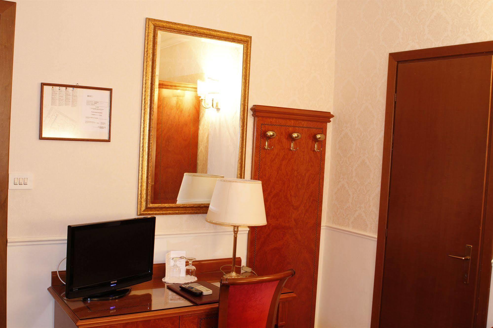 Hotel Genio Řím Exteriér fotografie