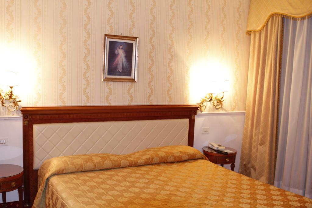 Hotel Genio Řím Exteriér fotografie